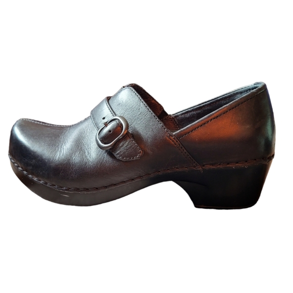 Dansko Women’s Tamara Black Leather Slip-On Nursing Clogs size 37 - Picture 3 of 6